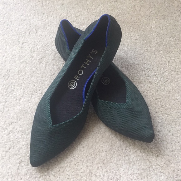 rothys emerald point